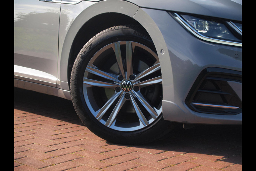 Volkswagen Arteon Shooting Brake 1.4 TSI eHybrid R-Line Business+ | Panoramadak | Trekhaak | Camera | Apple Carplay | Sfeerverlichting |