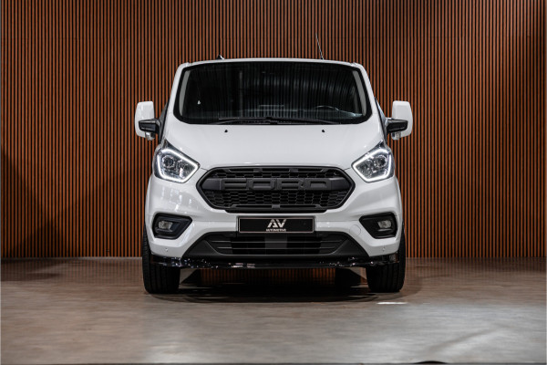 Ford Transit Custom 300 2.0 TDCI | Raptor Edition | CarPlay | Camera | Stoelverwarming | Trekhaak | Stoelverwarming | Airco | 3-Zitter | Nieuwe APK