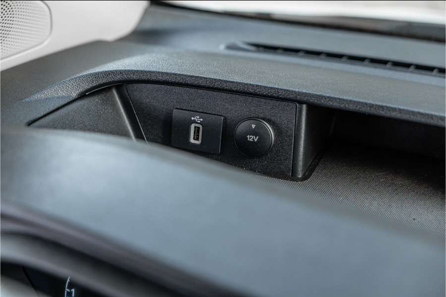 Ford Transit Custom 300 2.0 TDCI | Raptor Edition | CarPlay | Camera | Stoelverwarming | Trekhaak | Stoelverwarming | Airco | 3-Zitter | Nieuwe APK
