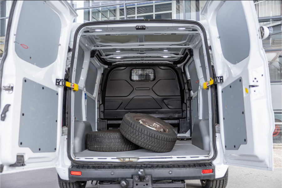 Ford Transit Custom 300 2.0 TDCI | Raptor Edition | CarPlay | Camera | Stoelverwarming | Trekhaak | Stoelverwarming | Airco | 3-Zitter | Nieuwe APK