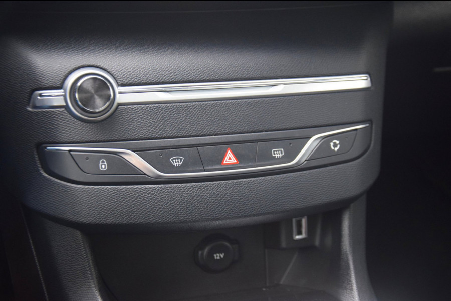 Peugeot 308 SW 1.2 PureTech Blue Lease Executive DB RIEM RECENT VERNIEUWD/PANORAMADAK/DEALER ONDERHOUDEN