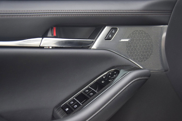Mazda 3 2.0 e-SkyActiv-X M Hybrid 180 Luxury 360 CAMERA/LEDEREN BEKLEDING/FILE ASSISTENT