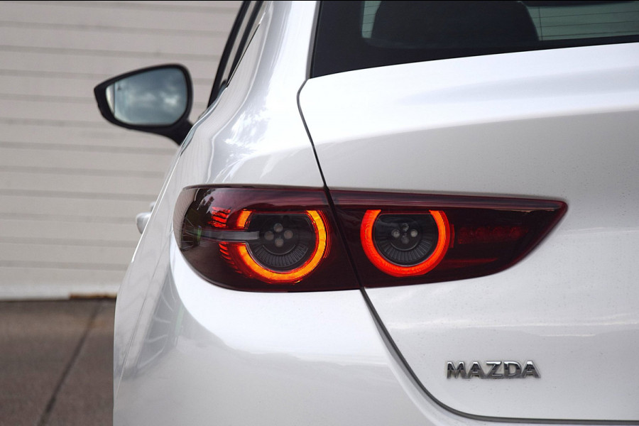 Mazda 3 2.0 e-SkyActiv-X M Hybrid 180 Luxury 360 CAMERA/LEDEREN BEKLEDING/FILE ASSISTENT