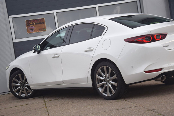 Mazda 3 2.0 e-SkyActiv-X M Hybrid 180 Luxury 360 CAMERA/LEDEREN BEKLEDING/FILE ASSISTENT