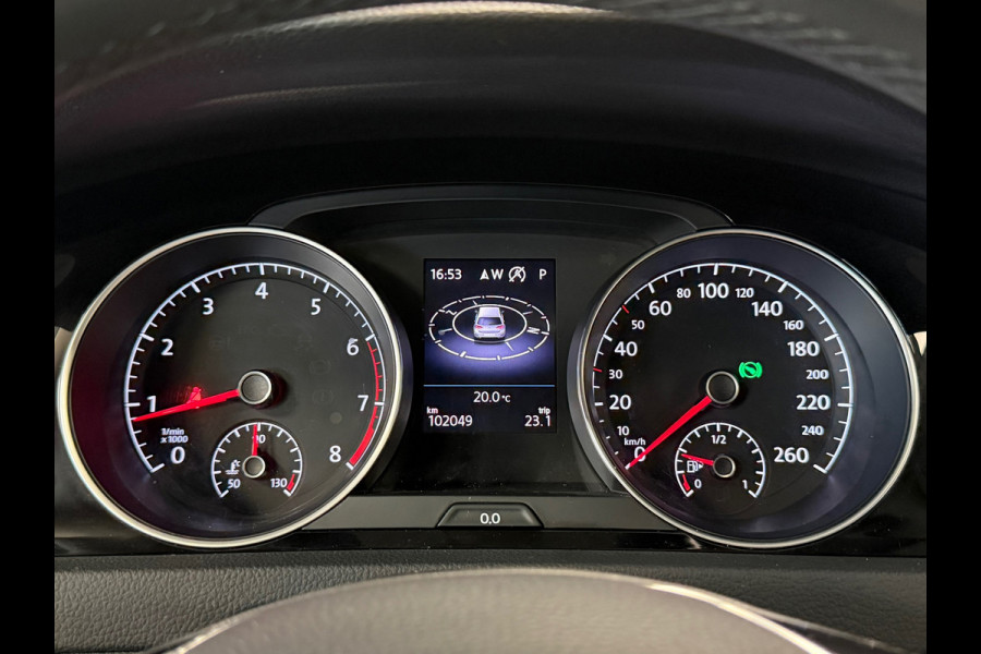 Volkswagen Golf 1.5 TSI Highline 150PK DSG NAVIGATIE LED ACC PDC V+A MASSAGESTOELEN