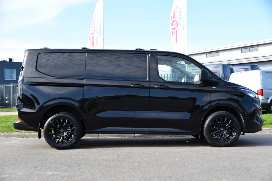 Ford Transit Custom 300 2.0 TDCI L1H1 Black Edition Cruise, Camera, Carplay, LED, 136pk, Automaat, NAVI, Airco, Multimedia, Uniek!