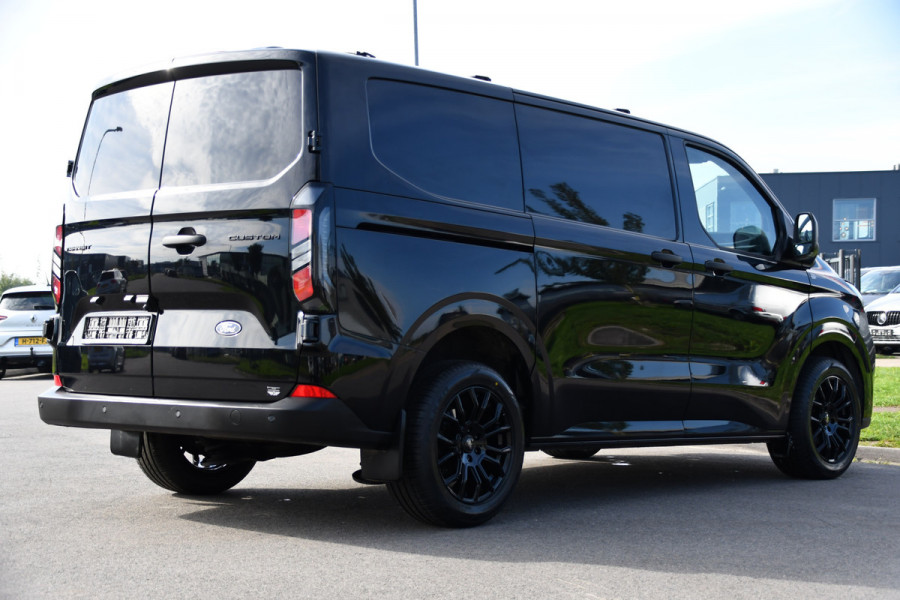 Ford Transit Custom 300 2.0 TDCI L1H1 Black Edition Cruise, Camera, Carplay, LED, 136pk, Automaat, NAVI, Airco, Multimedia, Uniek!
