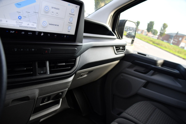 Ford Transit Custom 300 2.0 TDCI L1H1 Black Edition Cruise, Camera, Carplay, LED, 136pk, Automaat, NAVI, Airco, Multimedia, Uniek!