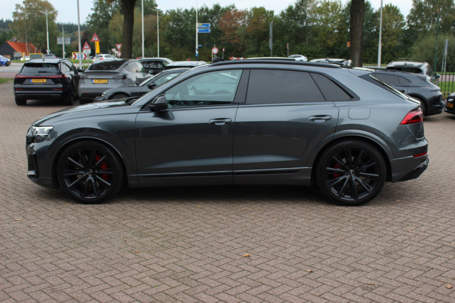 Audi Q8 60 TFSI e quattro Pro Line S Competition / Trekhaak / Panoramadak / Camera / RS Seats / 23'' / B&O / Matrix LED / Keyless / Ambiance / Stoelverwarming 4x / Dodehoek / DAB / ACC