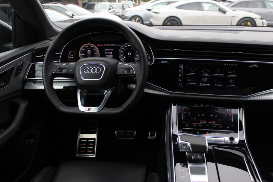 Audi Q8 60 TFSI e quattro Pro Line S Competition / Trekhaak / Panoramadak / Camera / RS Seats / 23'' / B&O / Matrix LED / Keyless / Ambiance / Stoelverwarming 4x / Dodehoek / DAB / ACC