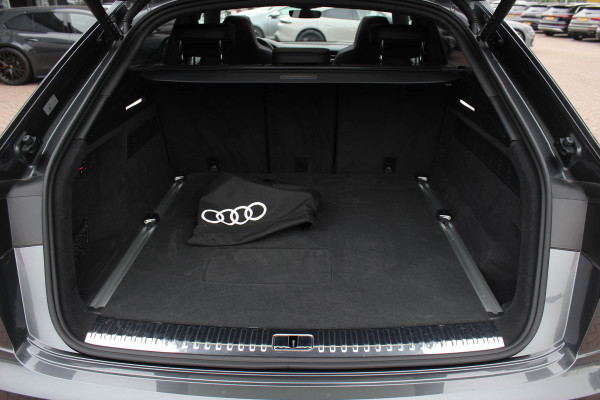 Audi Q8 60 TFSI e quattro Pro Line S Competition / Trekhaak / Panoramadak / Camera / RS Seats / 23'' / B&O / Matrix LED / Keyless / Ambiance / Stoelverwarming 4x / Dodehoek / DAB / ACC