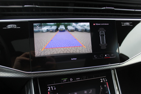Audi Q8 60 TFSI e quattro Pro Line S Competition / Trekhaak / Panoramadak / Camera / RS Seats / 23'' / B&O / Matrix LED / Keyless / Ambiance / Stoelverwarming 4x / Dodehoek / DAB / ACC