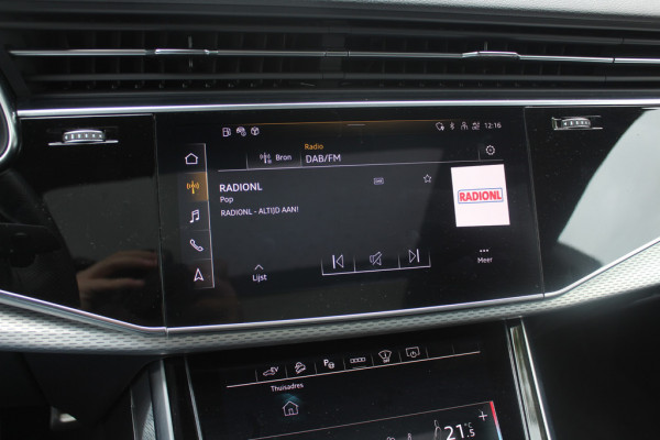 Audi Q8 60 TFSI e quattro Pro Line S Competition / Trekhaak / Panoramadak / Camera / RS Seats / 23'' / B&O / Matrix LED / Keyless / Ambiance / Stoelverwarming 4x / Dodehoek / DAB / ACC