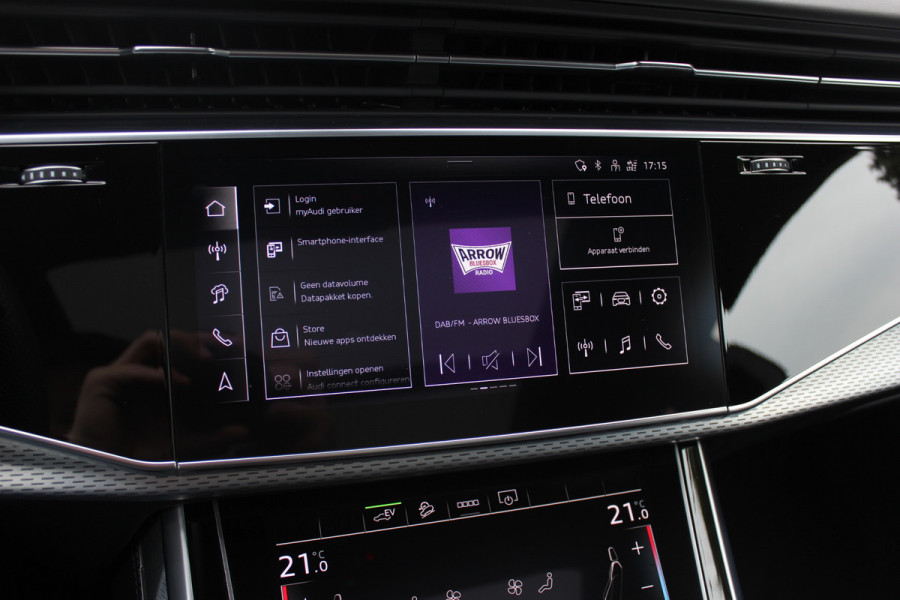 Audi Q8 60 TFSI e quattro Pro Line S Competition / Trekhaak / Panoramadak / Camera / RS Seats / 23'' / B&O / Matrix LED / Keyless / Ambiance / Stoelverwarming 4x / Dodehoek / DAB / ACC
