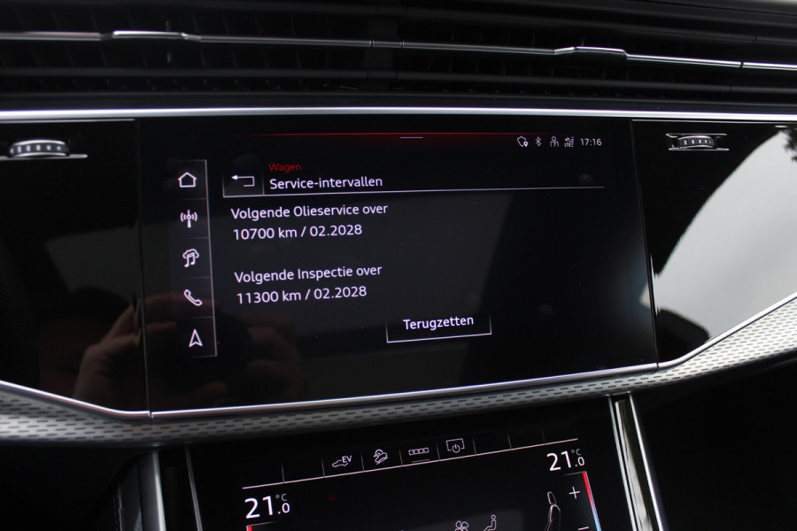 Audi Q8 60 TFSI e quattro Pro Line S Competition / Trekhaak / Panoramadak / Camera / RS Seats / 23'' / B&O / Matrix LED / Keyless / Ambiance / Stoelverwarming 4x / Dodehoek / DAB / ACC