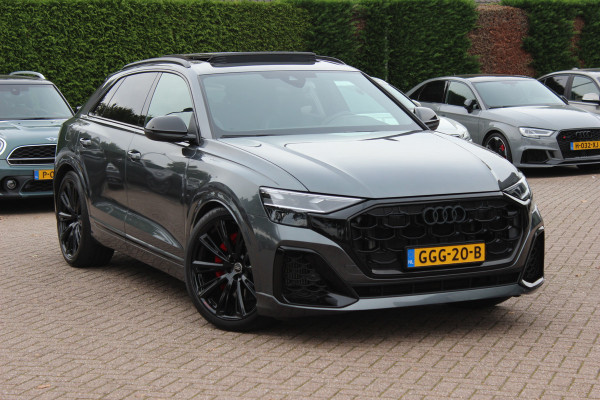 Audi Q8 60 TFSI e quattro Pro Line S Competition / Trekhaak / Panoramadak / Camera / RS Seats / 23'' / B&O / Matrix LED / Keyless / Ambiance / Stoelverwarming 4x / Dodehoek / DAB / ACC