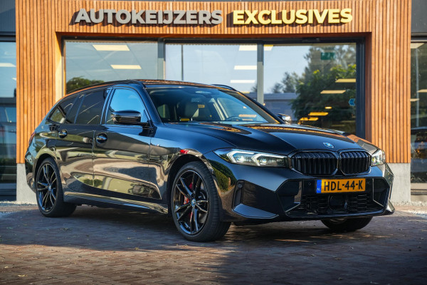 BMW 3 Serie Touring 330e xDrive M Pakket Panoramadak HUD Camera ACC Harman Kardon