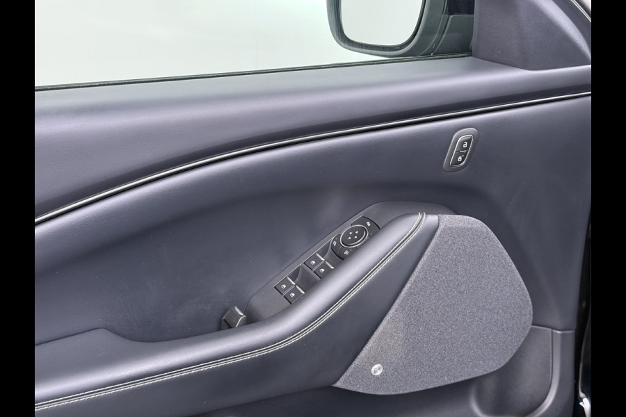 Ford Mustang Mach-E RWD 75kWh SOH 95% Adap.Cruise B&O®-Hifi Leder+Memory Trekhaak Stoel+Stuurverwarming Elek.Stoelen Navi Pdc Keyless Android Auto Apple Carplay Elek.Achterklep Lmv 18" DAB Bluetooth Led 1e Eigenaar Dealeronderhouden Origineel Nederlandse Auto