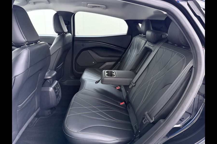Ford Mustang Mach-E RWD 75kWh SOH 95% Adap.Cruise B&O®-Hifi Leder+Memory Trekhaak Stoel+Stuurverwarming Elek.Stoelen Navi Pdc Keyless Android Auto Apple Carplay Elek.Achterklep Lmv 18" DAB Bluetooth Led 1e Eigenaar Dealeronderhouden Origineel Nederlandse Auto