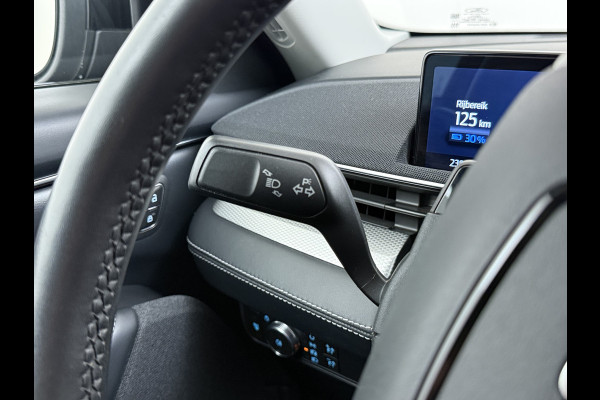 Ford Mustang Mach-E RWD 75kWh SOH 95% Adap.Cruise B&O®-Hifi Leder+Memory Trekhaak Stoel+Stuurverwarming Elek.Stoelen Navi Pdc Keyless Android Auto Apple Carplay Elek.Achterklep Lmv 18" DAB Bluetooth Led 1e Eigenaar Dealeronderhouden Origineel Nederlandse Auto