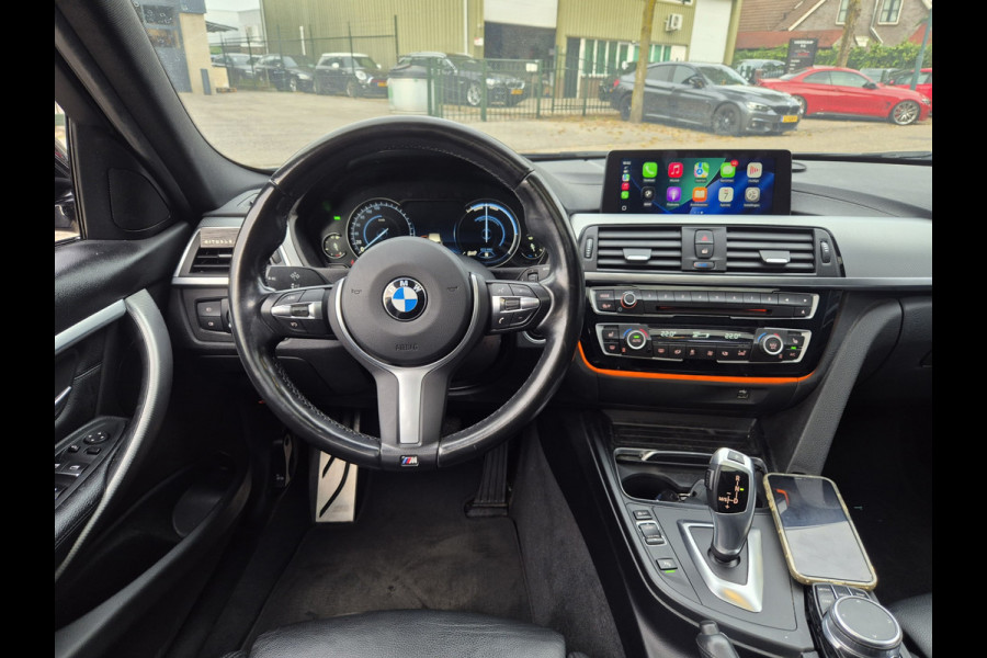 BMW 3 Serie Touring M Sport High Executive Panorama Trekhaak Apple CarPlay 6WB virtual dash NAP NL