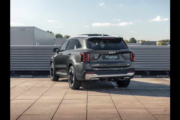 Kia Sorento 1.6 T-GDi Plug-in Hybrid 4WD DynamicPlusLine 7p | Actieprijs* | Navi. | Clima. | Adapt. Cruise. | Stoel&Stuur Verwarming | Dodehoekassistentie | Bose Sound System