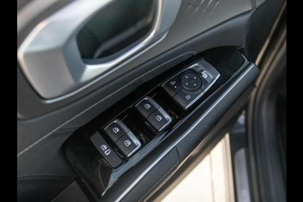 Kia Sorento 1.6 T-GDi Plug-in Hybrid 4WD DynamicPlusLine 7p | Actieprijs* | Navi. | Clima. | Adapt. Cruise. | Stoel&Stuur Verwarming | Dodehoekassistentie | Bose Sound System