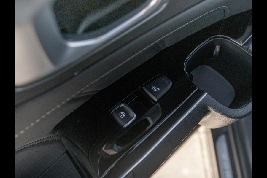 Kia Sorento 1.6 T-GDi Plug-in Hybrid 4WD DynamicPlusLine 7p | Actieprijs* | Navi. | Clima. | Adapt. Cruise. | Stoel&Stuur Verwarming | Dodehoekassistentie | Bose Sound System