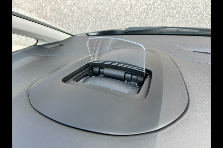 Renault Scénic 1.3 TCe Bose | TREKHAAK | PANO | A.CAMERA | HEAD-UP | LEDER | NAVI | BLUETOOTH | APK T/M 7-8-2028 | 1E EIGENAAR