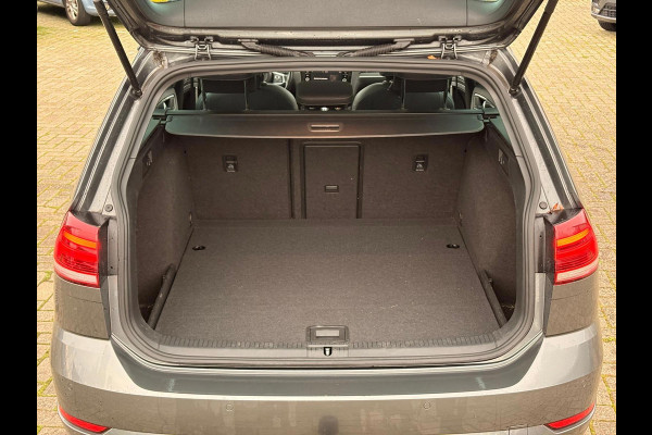 Volkswagen Golf Variant 1.5 TSI Highline Business 2x R-Line | PANO | NL-Auto | Goed onderH | TrekH | Add cruise | StoelverW | Etc