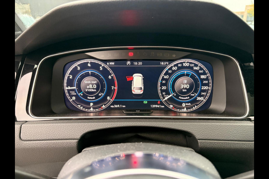 Volkswagen Golf Variant 1.5 TSI Highline Business 2x R-Line | PANO | NL-Auto | Goed onderH | TrekH | Add cruise | StoelverW | Etc