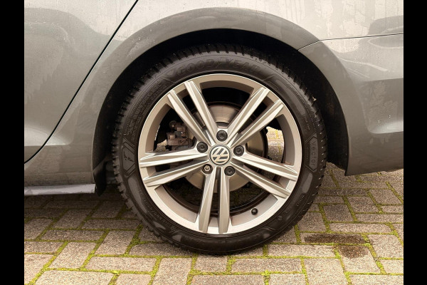 Volkswagen Golf Variant 1.5 TSI Highline Business 2x R-Line | PANO | NL-Auto | Goed onderH | TrekH | Add cruise | StoelverW | Etc