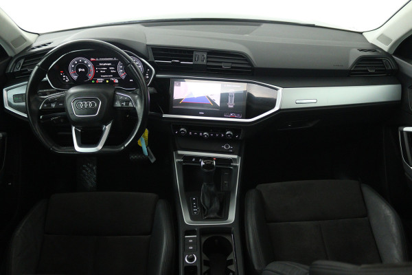 Audi Q3 35 TFSI Pro Line S (PANORAMADAK, TREKHAAK, STOELVERWARMING, CAMERA)