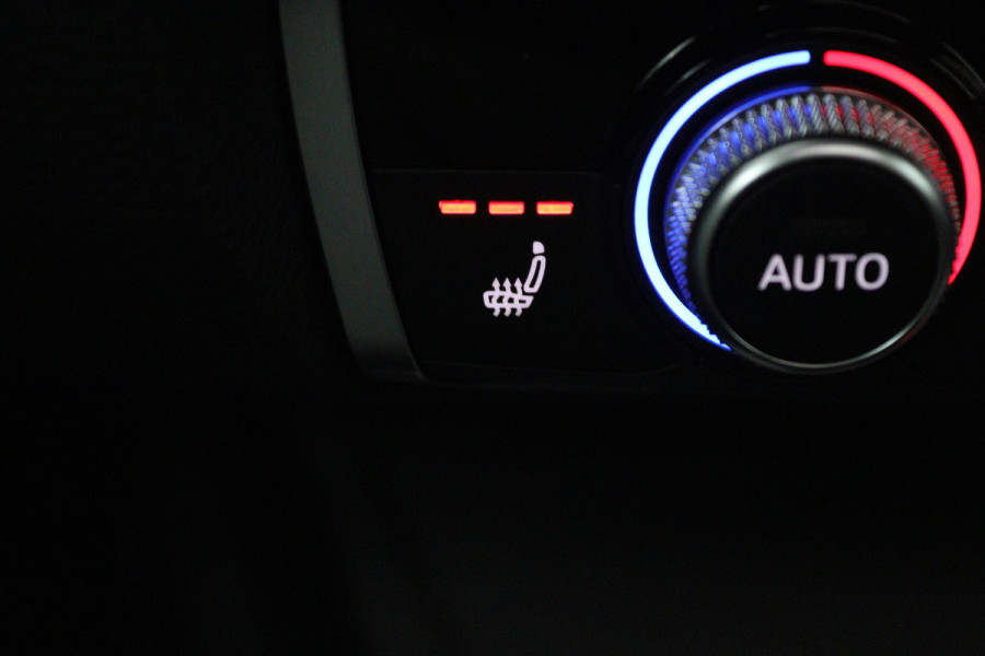 Audi Q3 35 TFSI Pro Line S (PANORAMADAK, TREKHAAK, STOELVERWARMING, CAMERA)