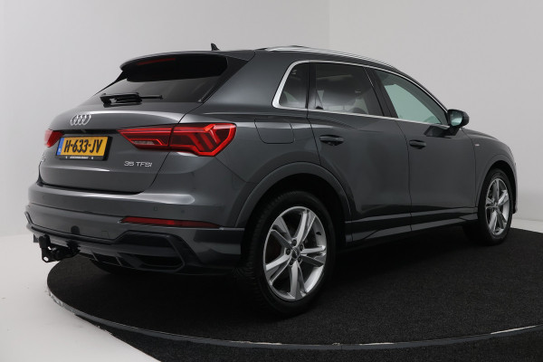 Audi Q3 35 TFSI Pro Line S (PANORAMADAK, TREKHAAK, STOELVERWARMING, CAMERA)