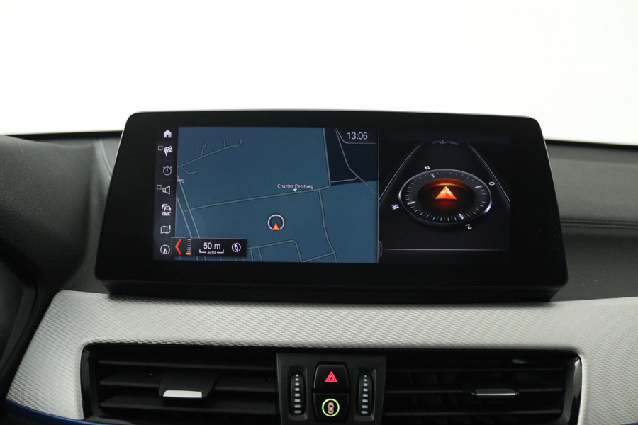 BMW X1 sDrive18i High Executive (SFEERVERLICHTING, NAVIGATIE, CRUISE CONTROL, DEALER ONDERHOUDEN)