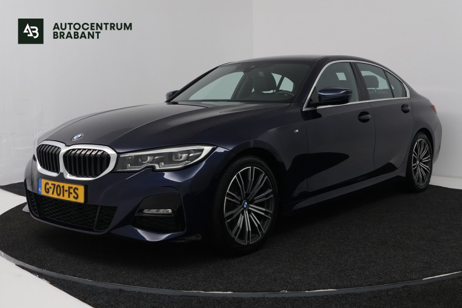 BMW 3-serie 320i High Executive M-sport(M-PAkKKET, CAMERA, STOELVERWARMING, SFEERVERLICHTING, DEALER ONDERHOUDEN)