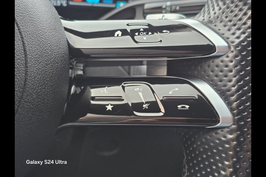 Mercedes-Benz C-Klasse 180 AMG Line / Aut /Head Up / Leder / Burmester / 360 Camera / Burmester / Memory / Open Panoramadak