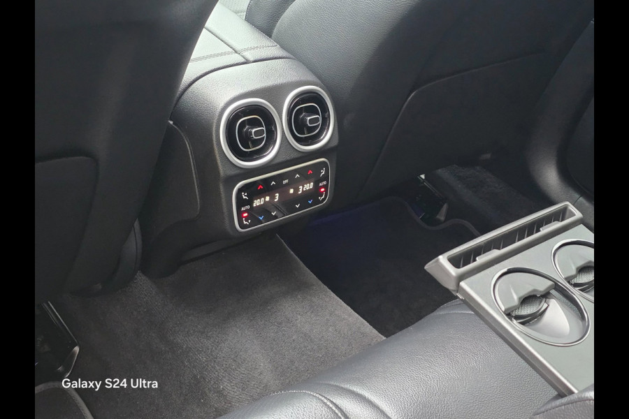 Mercedes-Benz C-Klasse 180 AMG Line / Aut /Head Up / Leder / Burmester / 360 Camera / Burmester / Memory / Open Panoramadak