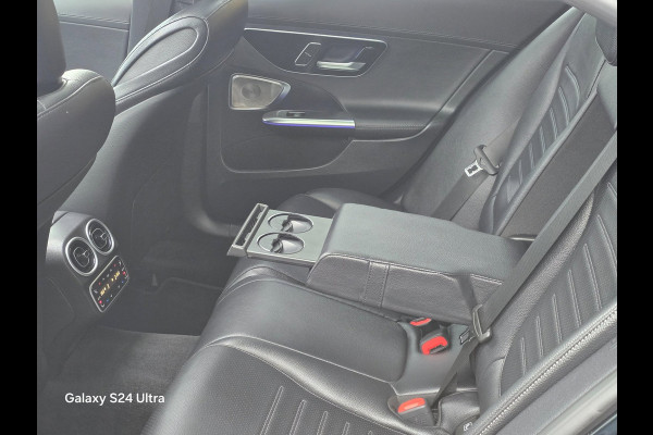 Mercedes-Benz C-Klasse 180 AMG Line / Aut /Head Up / Leder / Burmester / 360 Camera / Burmester / Memory / Open Panoramadak