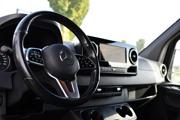 Mercedes-Benz Sprinter 319 1.9 CDI L2H2 RWD Black Edition 360 Camera, Cruise, LED, 3500kg Trekhaak, Carplay, Leder, 10,5'' Mbux, 190pk, Automaat, NAVI, Uniek!