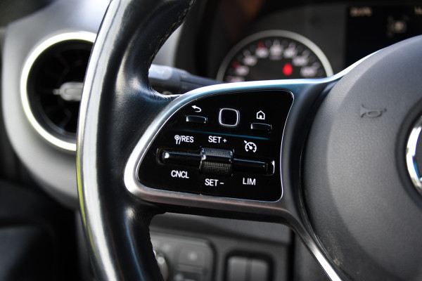 Mercedes-Benz Sprinter 319 1.9 CDI L2H2 RWD Black Edition 360 Camera, Cruise, LED, 3500kg Trekhaak, Carplay, Leder, 10,5'' Mbux, 190pk, Automaat, NAVI, Uniek!