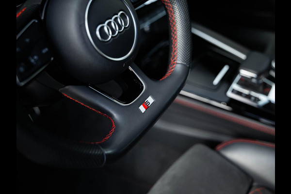 Audi A4 Avant 45 TFSI quattro edition one | B&O 3D Sound | Panorama dak | Matrix led | S Sports Seats | Head-up | Carbon inleg