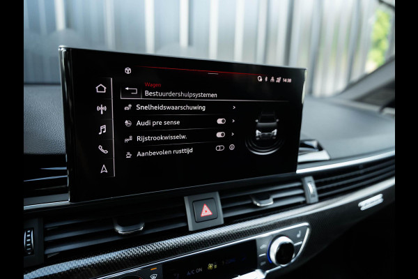 Audi A4 Avant 45 TFSI quattro edition one | B&O 3D Sound | Panorama dak | Matrix led | S Sports Seats | Head-up | Carbon inleg