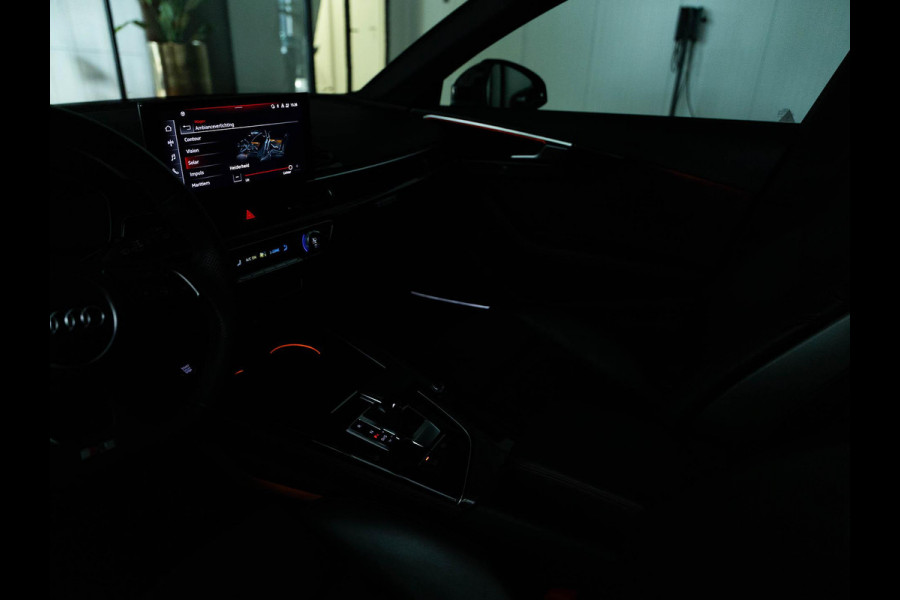 Audi A4 Avant 45 TFSI quattro edition one | B&O 3D Sound | Panorama dak | Matrix led | S Sports Seats | Head-up | Carbon inleg