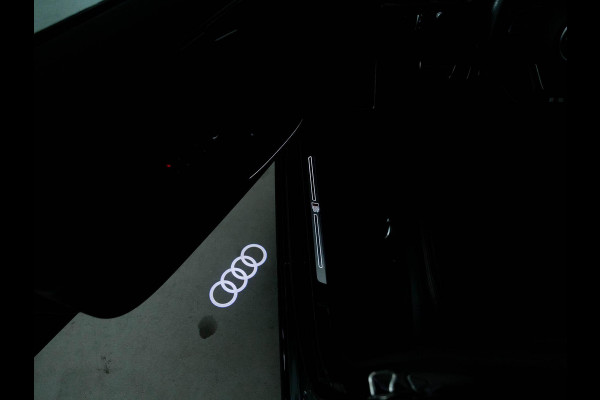 Audi A4 Avant 45 TFSI quattro edition one | B&O 3D Sound | Panorama dak | Matrix led | S Sports Seats | Head-up | Carbon inleg