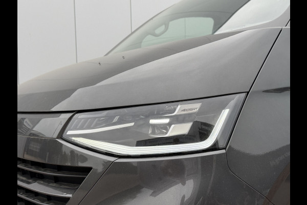Volkswagen Transporter T7 2.0 TDI 170pk DSG L2H1 | IQ Light LED | Trekhaak