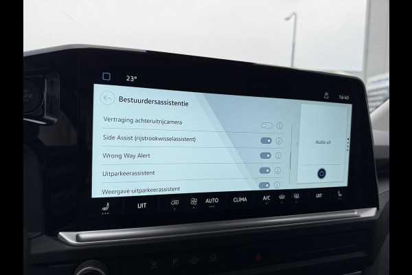 Volkswagen Transporter T7 2.0 TDI 170pk DSG L2H1 | IQ Light LED | Trekhaak