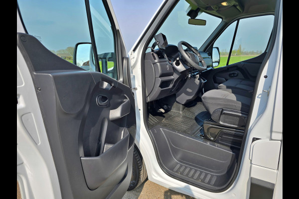 Renault Master T35 2.3 dCi Lowliner - 145 Pk - Euro 6 - Airco - Cruise Control - ParkeerCamera
