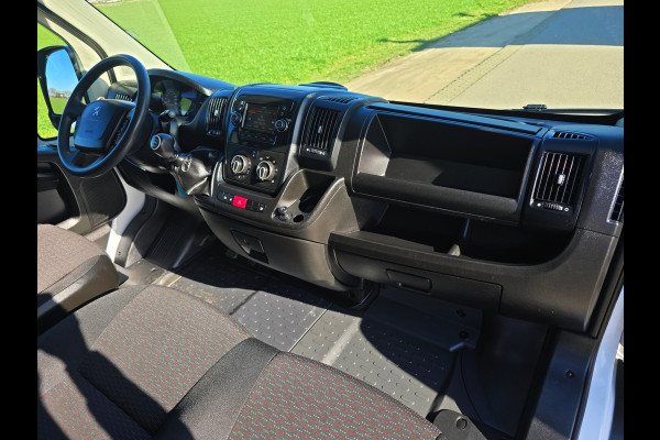 Peugeot Boxer 435 2.2 BlueHDi L4H3 - 165 Pk - Euro 6 - ParkeerCamera - Airco - Cruise Control